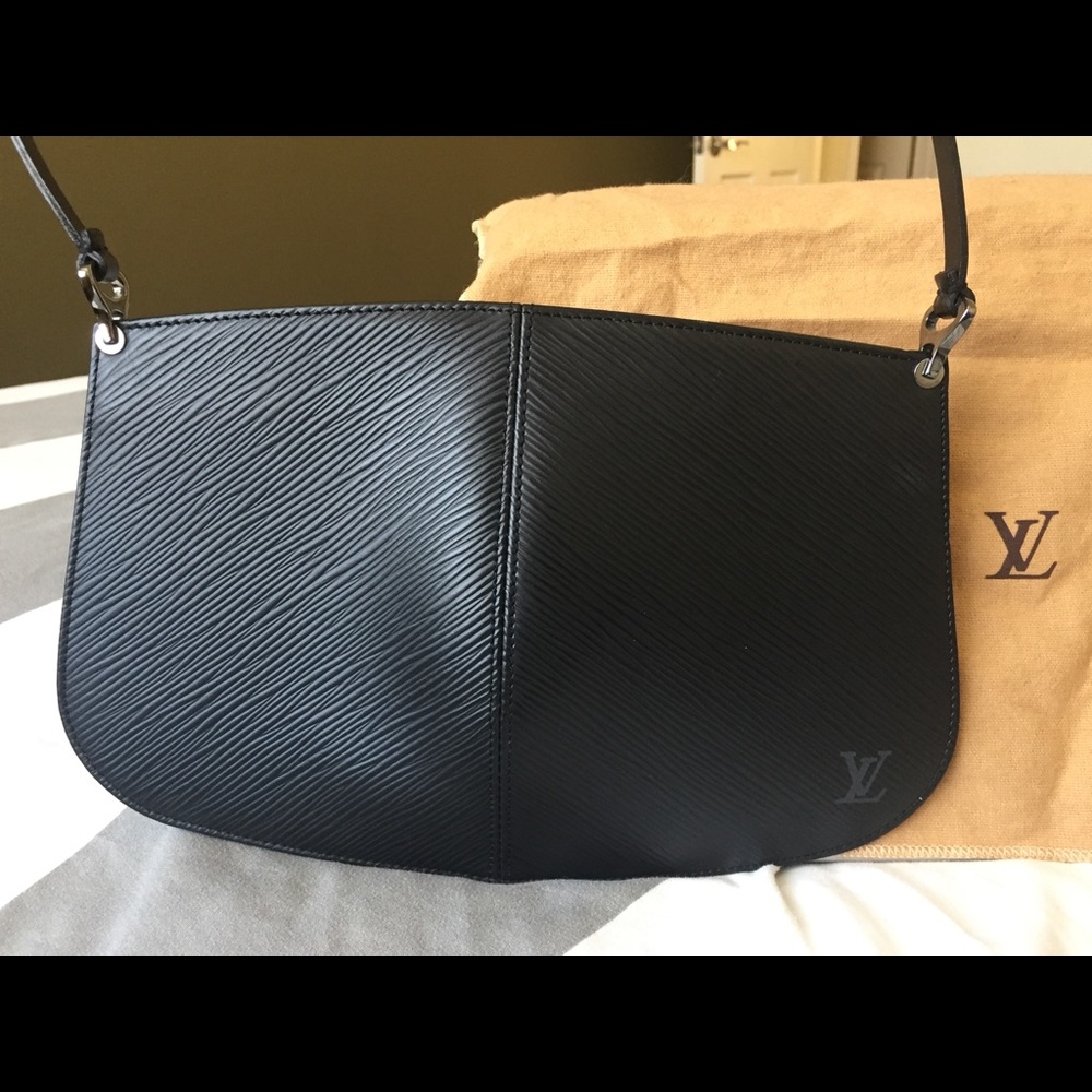 LV Pochette Demi Line Black Epi Leather Clutch